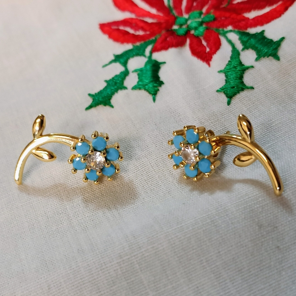💕NWOT 2-WayTurquoise Blue and Gold Floral Earrings💕